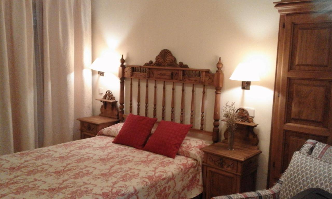 Hostal Rural Cumbres De Castilla Mandayona Exteriér fotografie