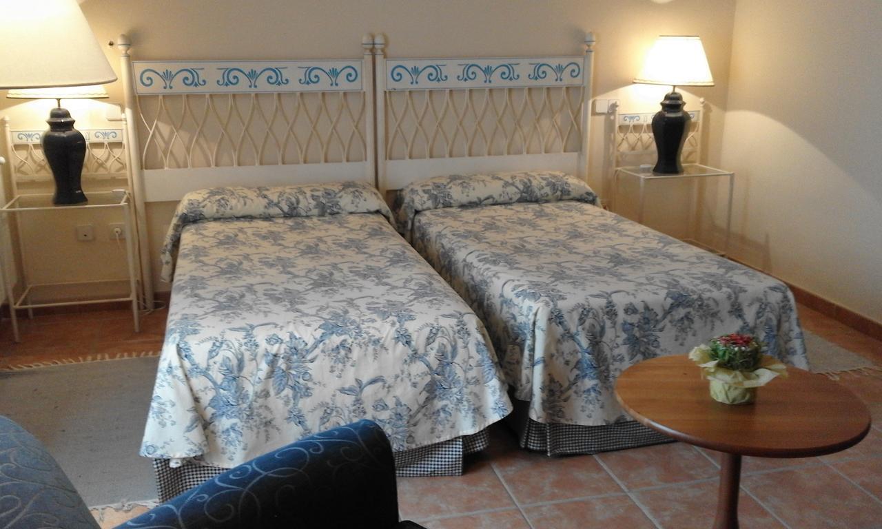 Hostal Rural Cumbres De Castilla Mandayona Exteriér fotografie